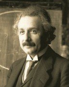 480px-Einstein1921_by_F_Schmutzer_2.jpg