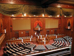 405px-Chamber_of_the_House_of_Representatives_of_Japan.jpg