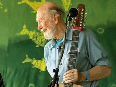 375px-Pete_Seeger2_-_6-16-07_Photo_by_Anthony_Pepitone.jpg