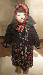 150px-Ainu_doll,_early_20th_century,_wood_and_cloth,_Shiraoi,_Hokkaido,_Biship_Museum